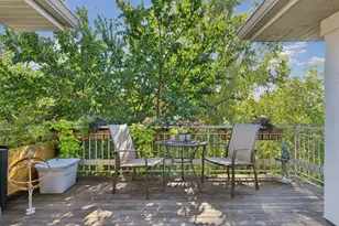 296 Grace Pointe Ct, Wayzata, MN 55391 - Photo 38