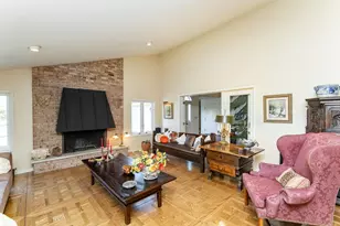 2011 Merrihills Dr SW, Rochester, MN 55902 - Photo 6