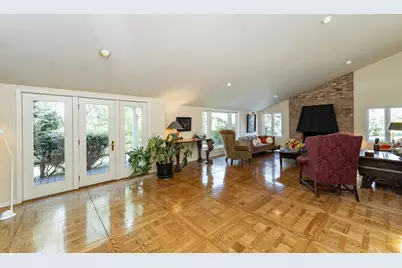 2011 Merrihills Drive SW, Rochester, MN 55902 - Photo 8