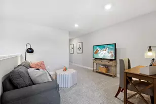 2080 Aquarius Dr, Shakopee, MN 55379 - Photo 20