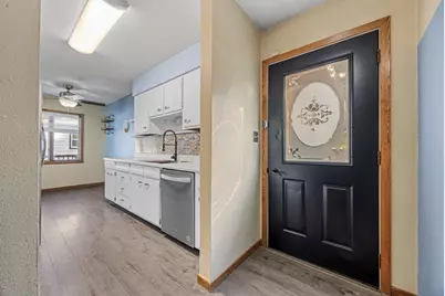 1407 17th Street S, Fargo,  58103 - Photo 6