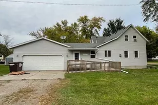 76 4th Ave E, Wood Lake, MN 56297 - Photo 1