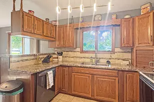 101 Parkview Dr, Lake Benton, MN 56149 - Photo 8