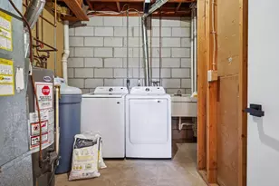 3742 Gershwin Ave N, Oakdale, MN 55128 - Photo 38