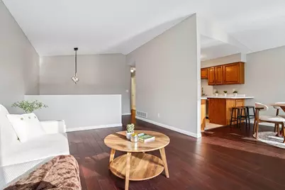 3742 Gershwin Avenue N, Oakdale, MN 55128 - Photo 10