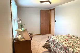 944 S Hampton St, Fairmont, MN 56031 - Photo 26