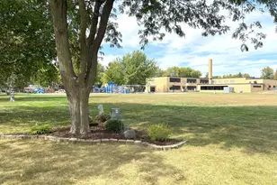 944 S Hampton St, Fairmont, MN 56031 - Photo 52