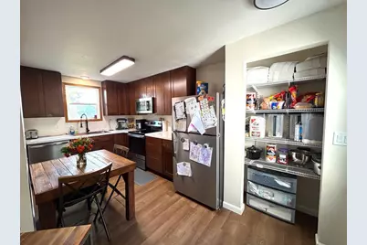 110 Crocker Avenue S, Thief River Falls, MN 56701 - Photo 6