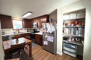 110 Crocker Ave S, Thief River Falls, MN 56701 - Photo 6