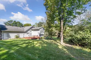 5767 Vine Hill Rd, Minnetonka, MN 55345 - Photo 10