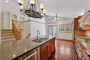 5767 Vine Hill Rd, Minnetonka, MN 55345 - Photo 16