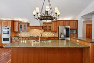 5767 Vine Hill Rd, Minnetonka, MN 55345 - Photo 18