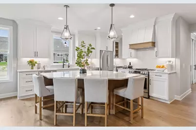 118 Spring Farm Road, North Oaks, MN 55127 - Photo 2