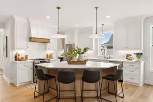 118 Spring Farm Rd, North Oaks, MN 55127 - Photo 2