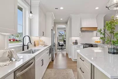 118 Spring Farm Road, North Oaks, MN 55127 - Photo 4