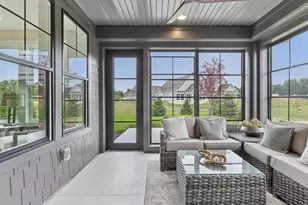 118 Spring Farm Rd, North Oaks, MN 55127 - Photo 22