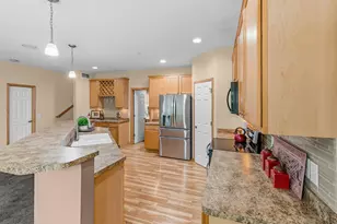 2694 County Rd H2, Mounds View, MN 55112 - Photo 10