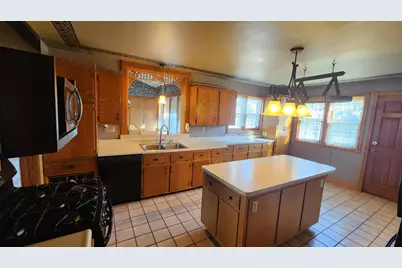 919 3rd Avenue SW, Pipestone, MN 56164 - Photo 20