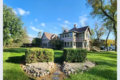 919 3rd Avenue SW, Pipestone, MN 56164 - Photo 1