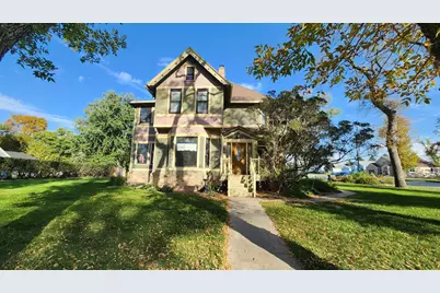 919 3rd Avenue SW, Pipestone, MN 56164 - Photo 4