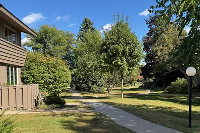 61 Windsor Court, New Brighton, MN 55112 - Photo 2