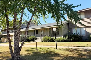 61 Windsor Ct, New Brighton, MN 55112 - Photo 1