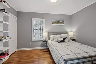 176 Peninsula Road, Medicine Lake, MN 55441 - Photo 18