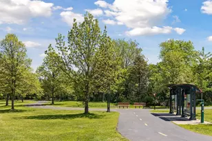 176 Peninsula Rd, Medicine Lake, MN 55441 - Photo 38