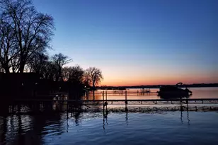 176 Peninsula Rd, Medicine Lake, MN 55441 - Photo 40