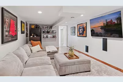 176 Peninsula Road, Medicine Lake, MN 55441 - Photo 22