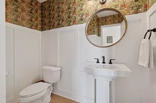 7 Bayhill Rd, Dellwood, MN 55110 - Photo 28