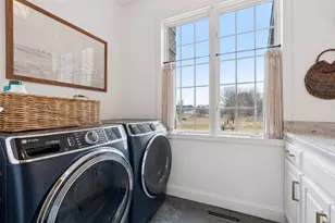 7 Bayhill Rd, Dellwood, MN 55110 - Photo 30