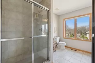 7 Bayhill Rd, Dellwood, MN 55110 - Photo 40