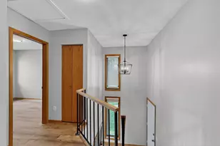 19 Elton Ridge Ct NW, Rochester, MN 55901 - Photo 16