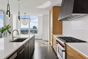 1111 W River Pkwy, Minneapolis, MN 55415 - Photo 2