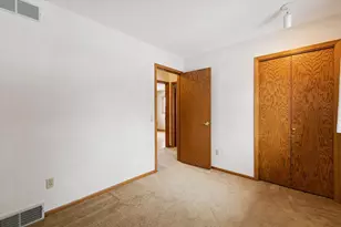 13725 Oakland Dr, Burnsville, MN 55337 - Photo 32