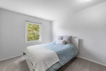 2644 Zarthan Avenue S, Saint Louis Park, MN 55416 - Photo 12