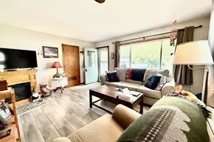 305 Oak St, Lucan, MN 56255 - Photo 8