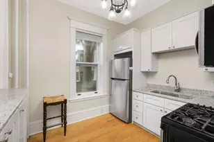 579 Summit Ave, Saint Paul, MN 55102 - Photo 10