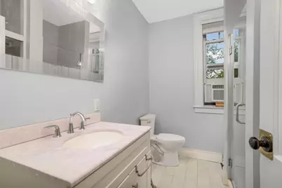 579 Summit Avenue #105, Saint Paul, MN 55102 - Photo 16