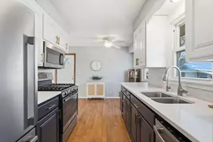 5741 Perry Ave N, Crystal, MN 55429 - Photo 14