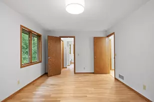 1527 Clarendon Dr, Wayzata, MN 55391 - Photo 34