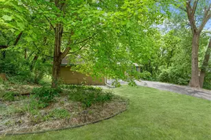 1527 Clarendon Dr, Wayzata, MN 55391 - Photo 54