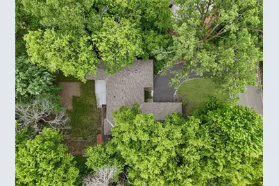 1527 Clarendon Drive, Wayzata, MN 55391 - Photo 56