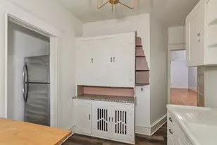 2315 Clinton Ave, Minneapolis, MN 55404 - Photo 14