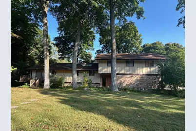 17100 Hampton Court, Minnetonka, MN 55345 - Photo 1