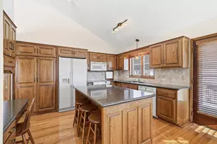 3151 Bent Tree Hills Dr, New Brighton, MN 55112 - Photo 32