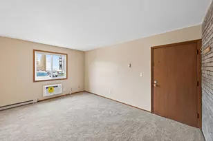 14861 58th St N, Oak Park Heights, MN 55082 - Photo 6