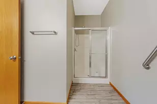 945 Rice St, Faribault, MN 55021 - Photo 28