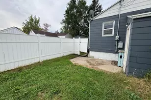 604 9th St N, Wahpeton,  58075 - Photo 16